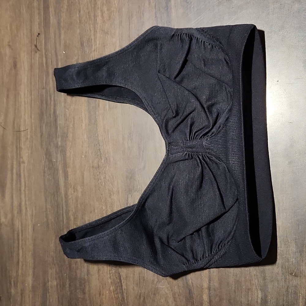 New Seamless With Underwire Slimming Crop Top - Small/ Medium